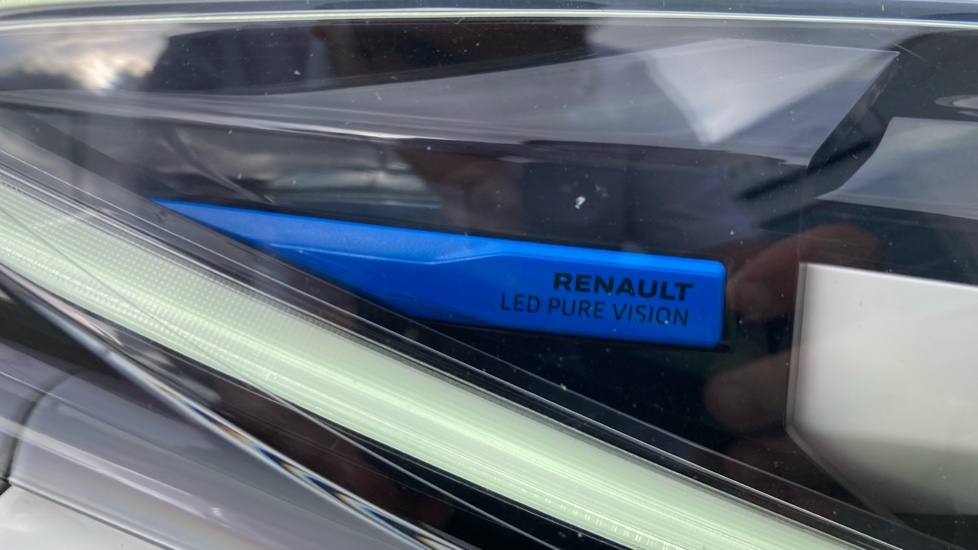 Renault Zoe 80kW i Iconic R110 50kWh 5dr Auto Electric Hatchback - Image 22