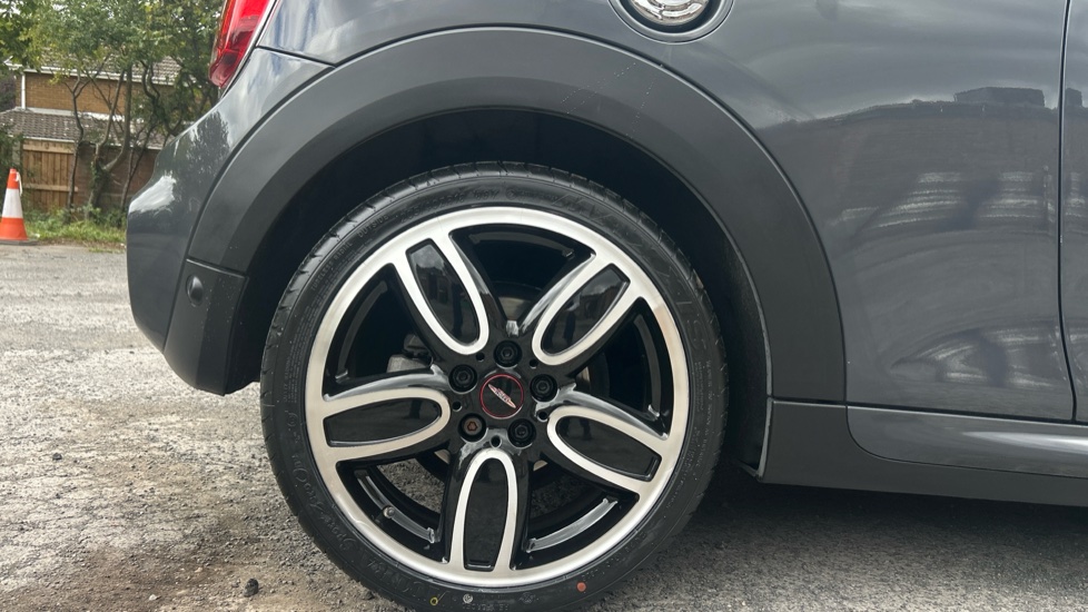 MINI Convertible 2.0 Cooper S II 2dr Petrol Convertible - Image 7