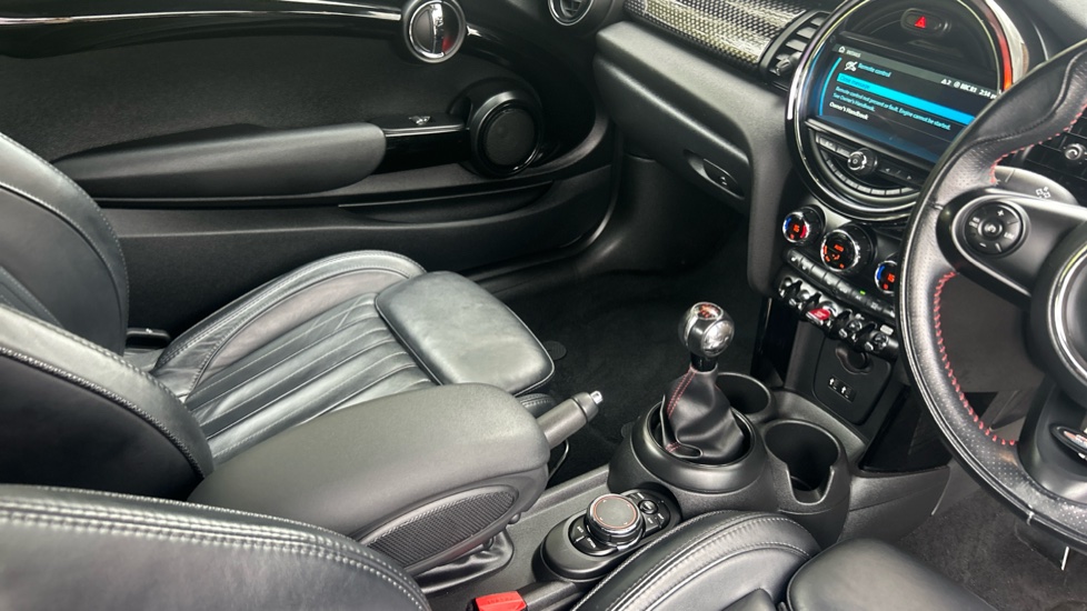 MINI Convertible 2.0 Cooper S II 2dr Petrol Convertible - Image 14