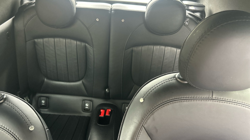 MINI Convertible 2.0 Cooper S II 2dr Petrol Convertible - Image 15