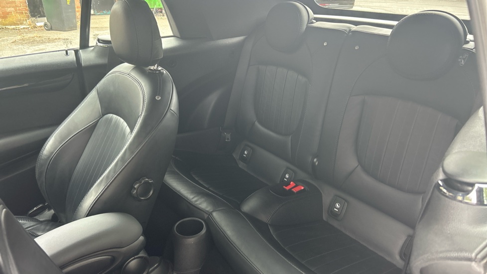 MINI Convertible 2.0 Cooper S II 2dr Petrol Convertible - Image 16