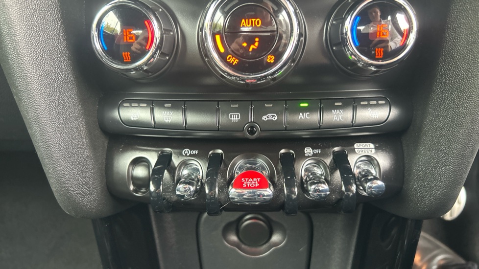 MINI Convertible 2.0 Cooper S II 2dr Petrol Convertible - Image 21