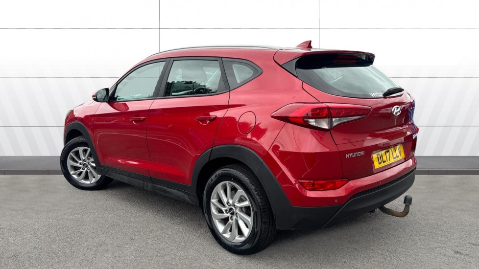 Hyundai TUCSON 1.7 CRDi Blue Drive SE Nav 5dr 2WD DCT Diesel Estate - Image 2