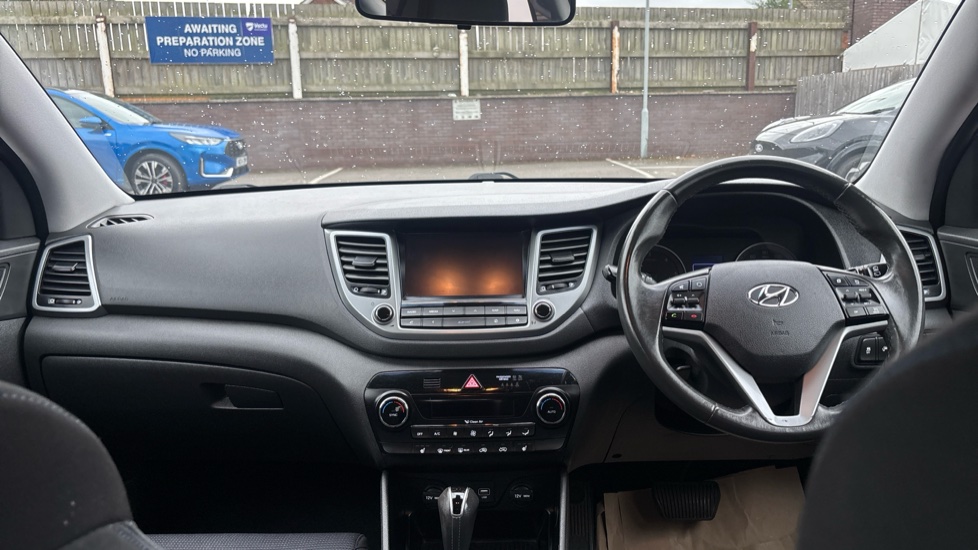 Hyundai TUCSON 1.7 CRDi Blue Drive SE Nav 5dr 2WD DCT Diesel Estate - Image 10