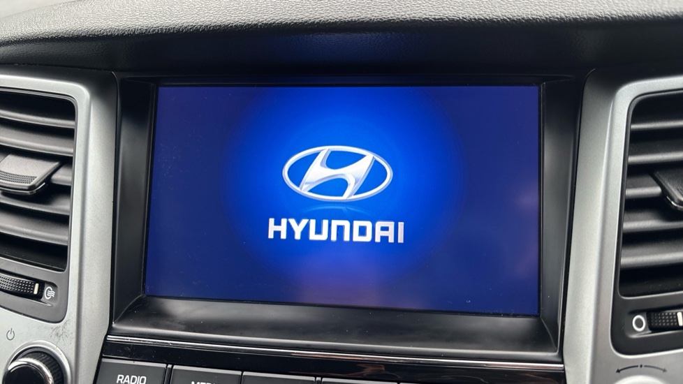 Hyundai TUCSON 1.7 CRDi Blue Drive SE Nav 5dr 2WD DCT Diesel Estate - Image 12
