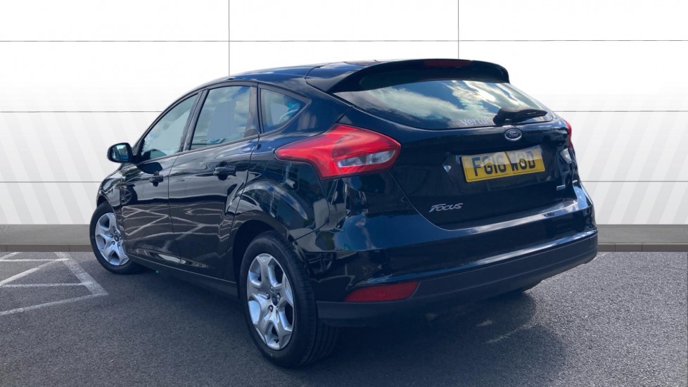 Ford Focus 1.0 EcoBoost Style 5dr Petrol Hatchback - Image 2
