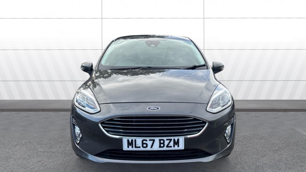 Ford Fiesta 1.1 Zetec 3dr Petrol Hatchback - Image 3