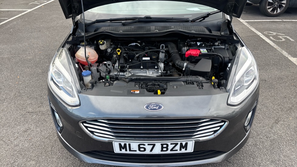 Ford Fiesta 1.1 Zetec 3dr Petrol Hatchback - Image 8