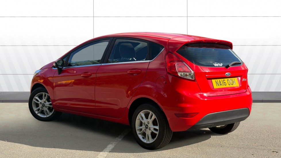 Ford Fiesta 1.25 82 Zetec 5dr Petrol Hatchback - Image 2