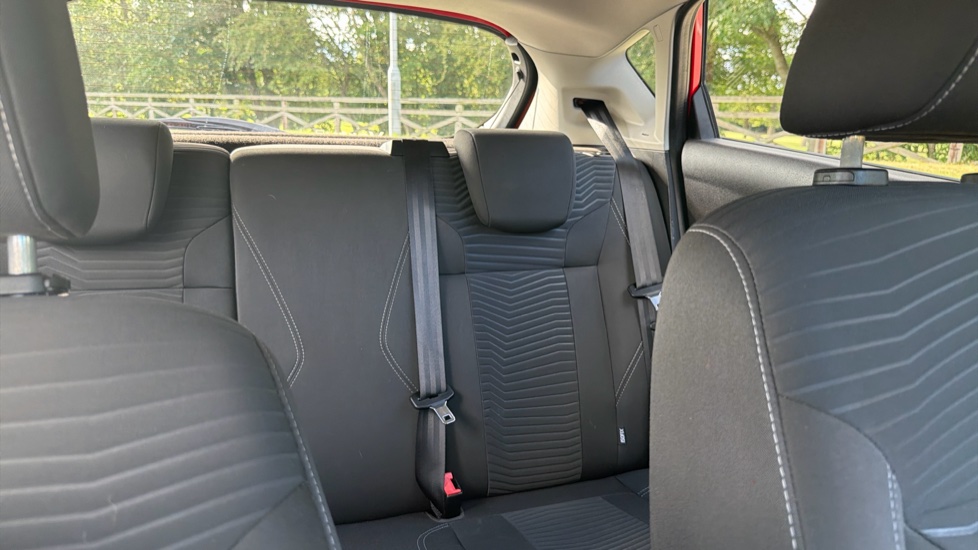 Ford Fiesta 1.25 82 Zetec 5dr Petrol Hatchback - Image 15