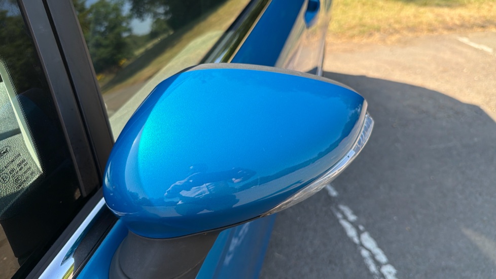 Ford Fiesta 1.25 82 Zetec 3dr Petrol Hatchback - Image 24