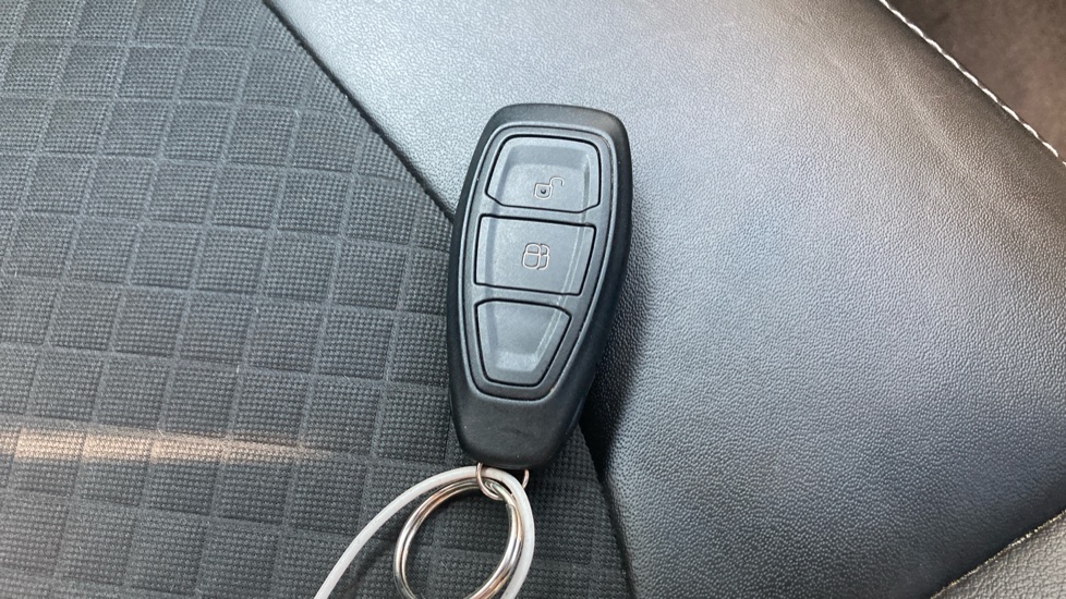 Ford EcoSport 1.0 EcoBoost Titanium 5dr Petrol Hatchback - Image 20