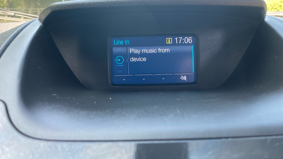 Ford EcoSport 1.0 EcoBoost Titanium 5dr Petrol Hatchback - Image 32