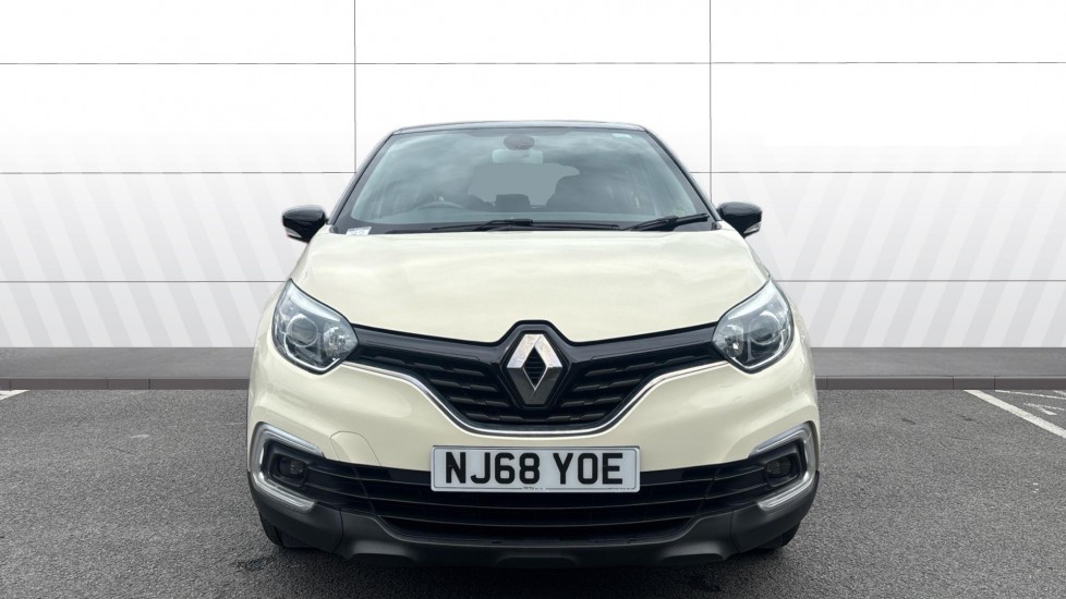 Renault Captur 0.9 TCE 90 Play 5dr Petrol Hatchback - Image 3