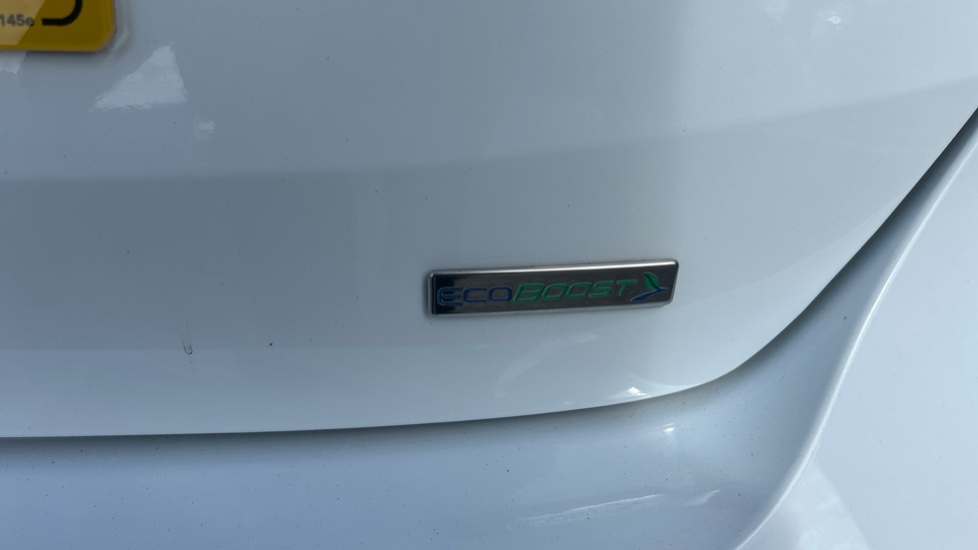 Ford Focus 1.0 EcoBoost 125 Zetec S 5dr Petrol Hatchback - Image 22
