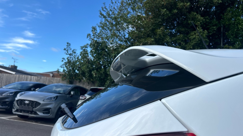 Ford Focus 1.0 EcoBoost 125 Zetec S 5dr Petrol Hatchback - Image 25