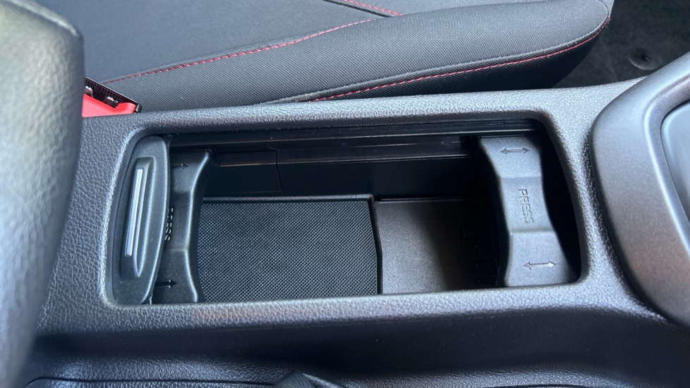 Ford Focus 1.0 EcoBoost 125 Zetec S 5dr Petrol Hatchback - Image 35