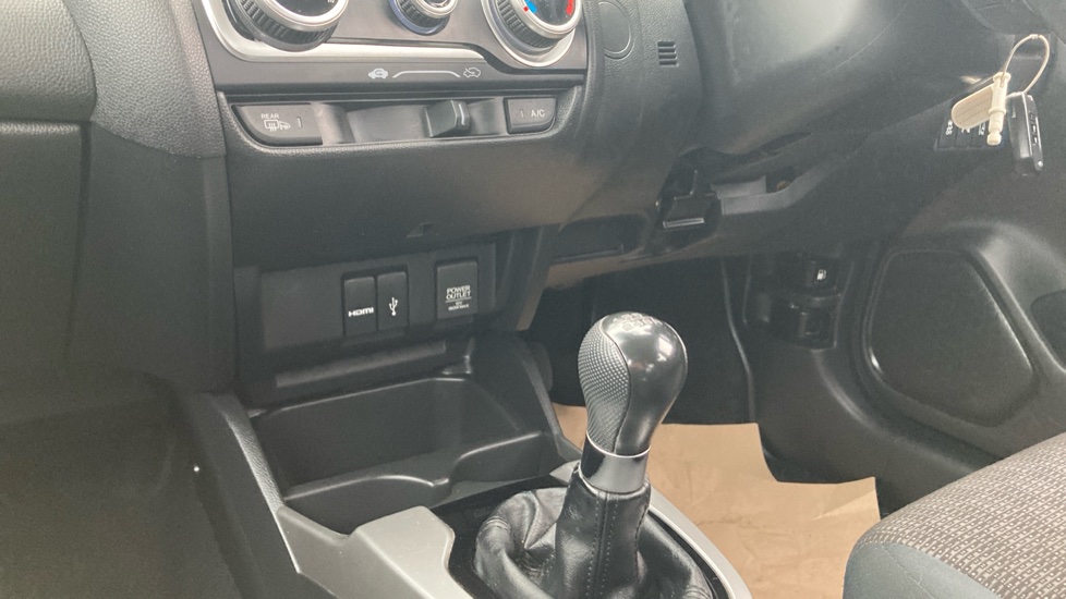 Honda Jazz 1.3 SE 5dr Petrol Hatchback - Image 13