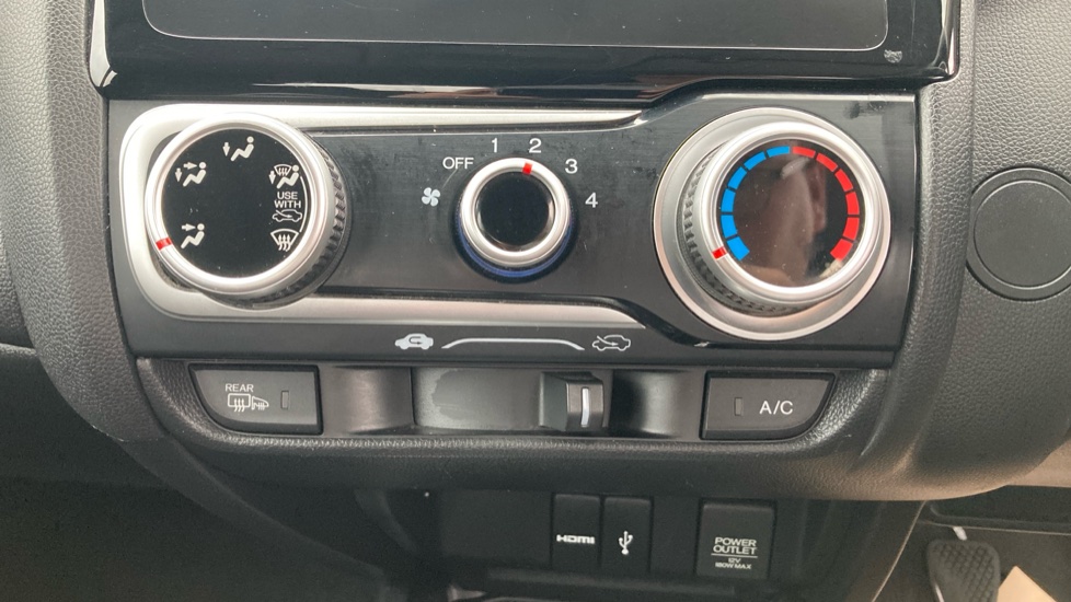 Honda Jazz 1.3 SE 5dr Petrol Hatchback - Image 35