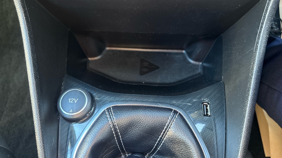 Ford Fiesta 1.0 EcoBoost 140 ST-Line 5dr Petrol Hatchback - Image 28