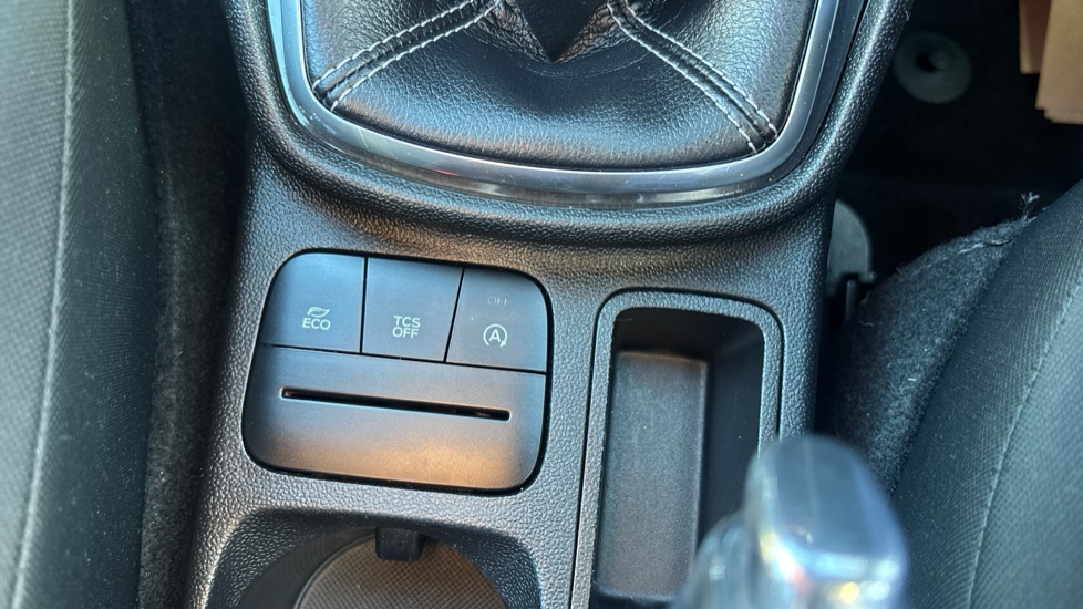 Ford Fiesta 1.0 EcoBoost 140 ST-Line 5dr Petrol Hatchback - Image 29