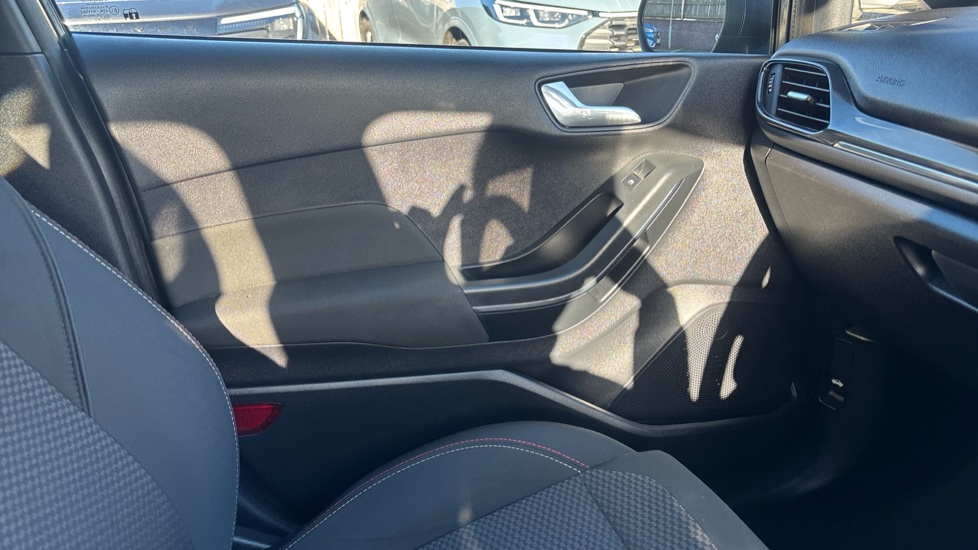 Ford Fiesta 1.0 EcoBoost 140 ST-Line 5dr Petrol Hatchback - Image 30