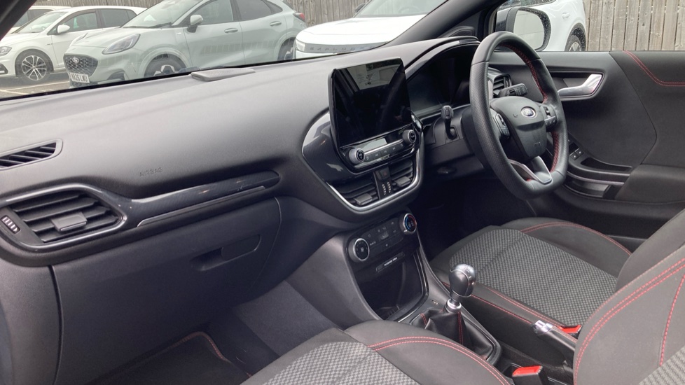 Ford Puma 1.0 EcoBoost Hybrid mHEV ST-Line 5dr Petrol Hatchback - Image 9