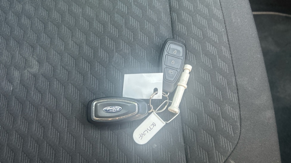 Ford Fiesta 1.0 EcoBoost Titanium 5dr Petrol Hatchback - Image 20