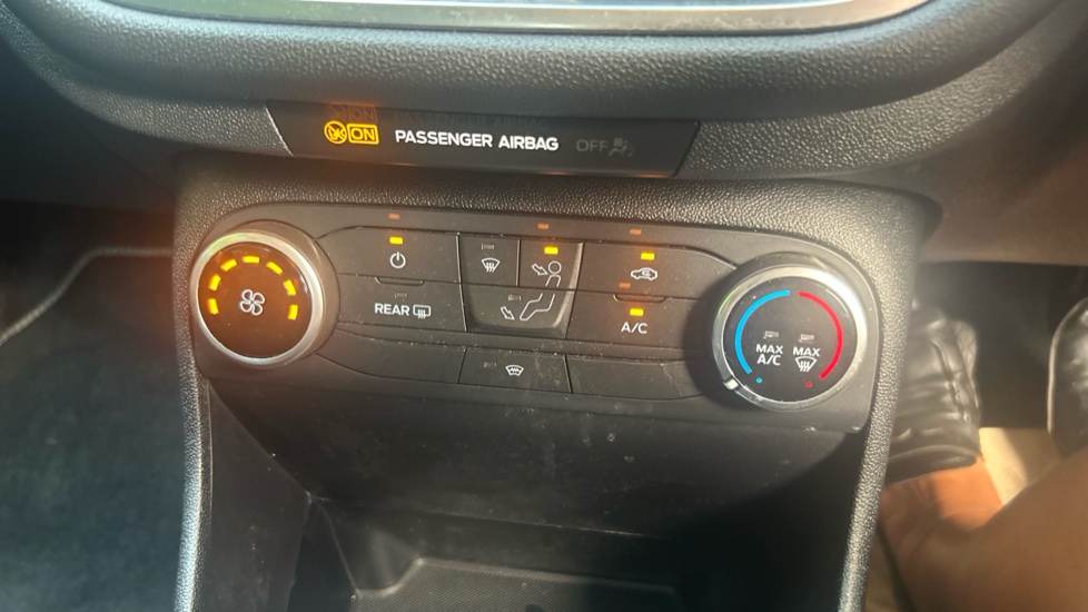 Ford Fiesta 1.0 EcoBoost Titanium 5dr Petrol Hatchback - Image 21