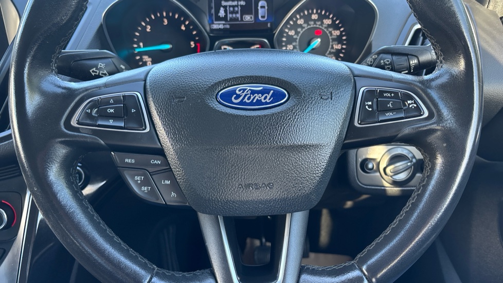 Ford Kuga 2.0 TDCi Titanium Edition 5dr 2WD Diesel Estate - Image 26