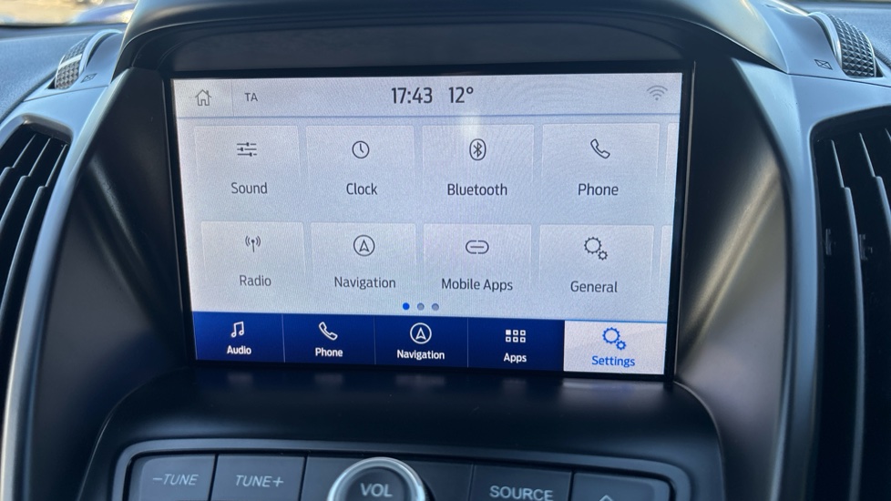 Ford Kuga 2.0 TDCi Titanium Edition 5dr 2WD Diesel Estate - Image 35