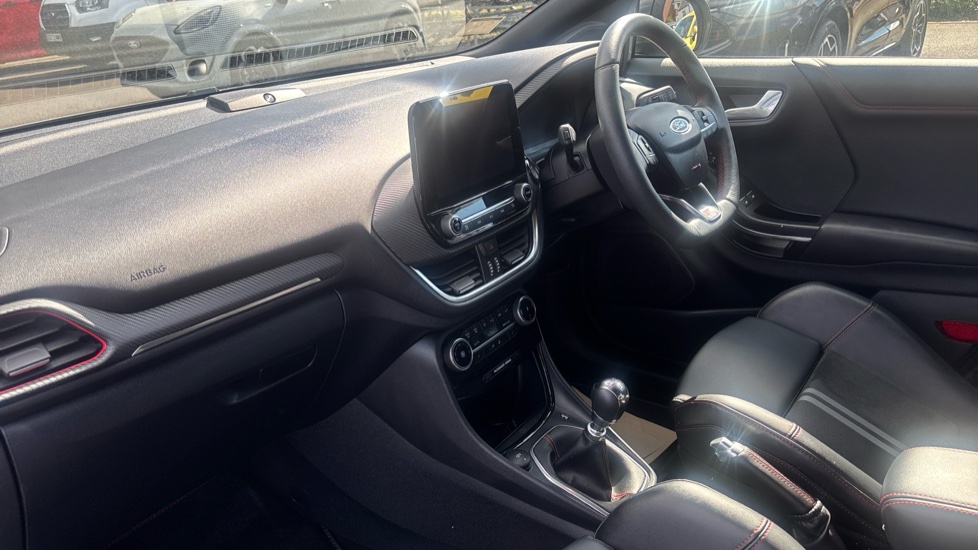 Ford Puma ST 1.5 EcoBoost ST 5dr Petrol Hatchback - Image 9