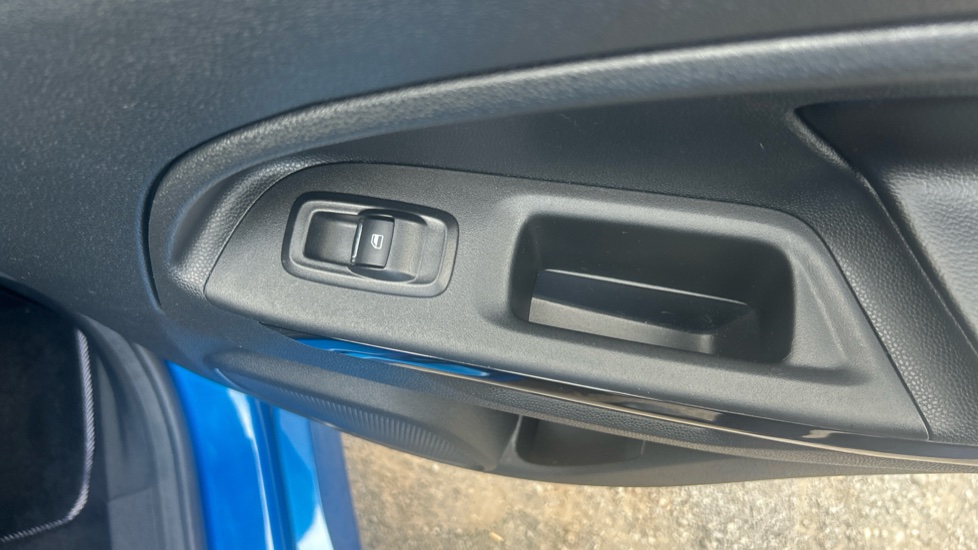 Ford EcoSport 1.0 EcoBoost 125 ST-Line 5dr Petrol Hatchback - Image 28