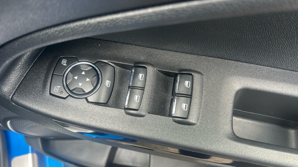 Ford EcoSport 1.0 EcoBoost 125 ST-Line 5dr Petrol Hatchback - Image 29