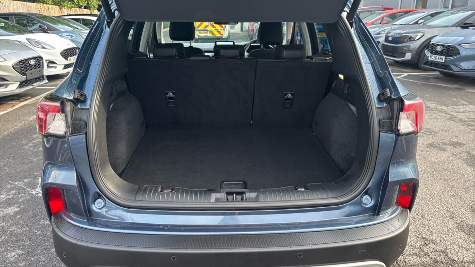 Ford Kuga 2.0 EcoBlue mHEV Titanium Edition 5dr Diesel Estate - Image 4