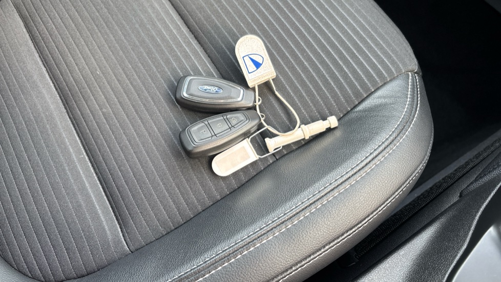 Ford Kuga 2.0 EcoBlue mHEV Titanium Edition 5dr Diesel Estate - Image 20