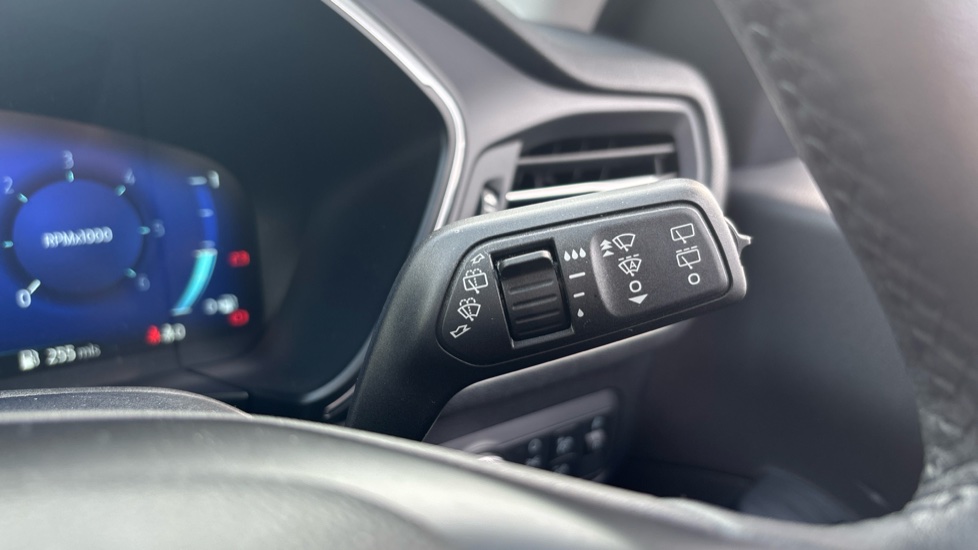 Ford Kuga 2.0 EcoBlue mHEV Titanium Edition 5dr Diesel Estate - Image 24