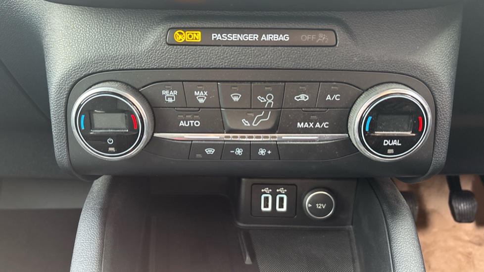 Ford Kuga 2.0 EcoBlue mHEV Titanium Edition 5dr Diesel Estate - Image 29