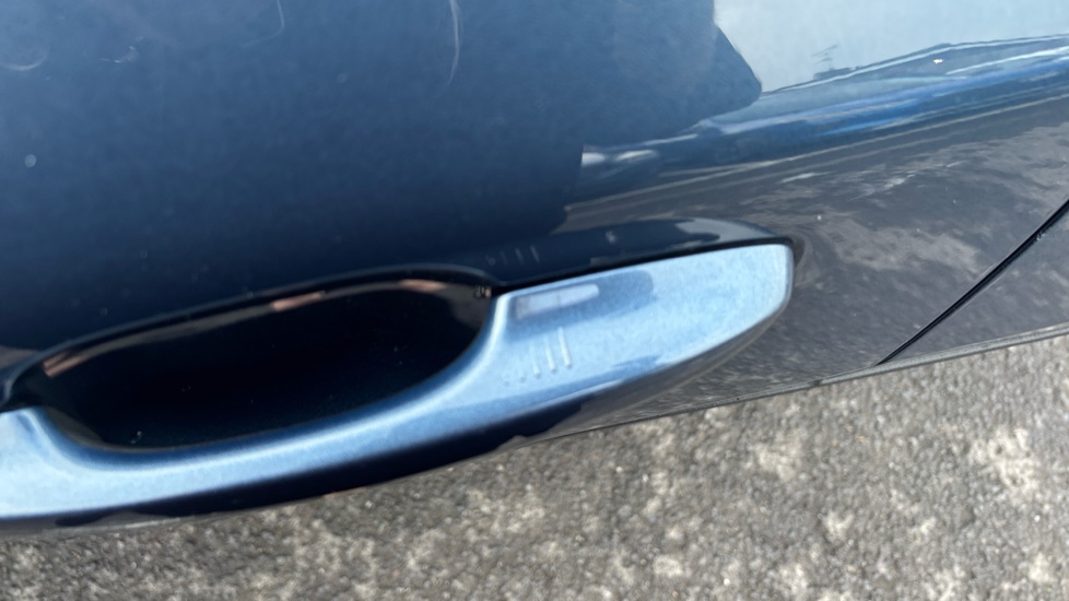 Ford Kuga 2.0 EcoBlue mHEV Titanium Edition 5dr Diesel Estate - Image 38