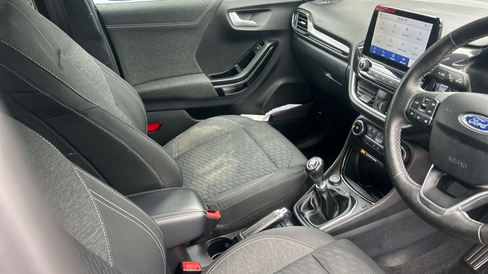 Ford Puma 1.0 EcoBoost Titanium 5dr Petrol Hatchback - Image 14