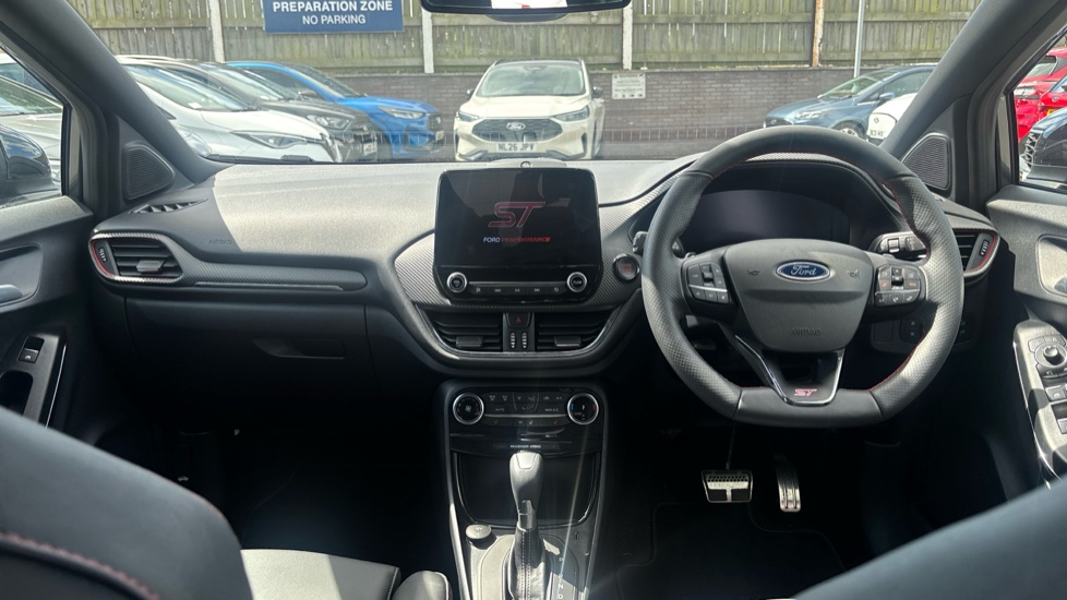 Ford Puma ST 1.0 EcoBoost Hybrid mHEV ST 5dr DCT Petrol Hatchback - Image 10