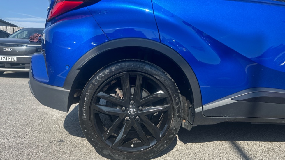 Toyota C-HR 1.8 Hybrid GR Sport 5dr CVT Hybrid Hatchback - Image 7