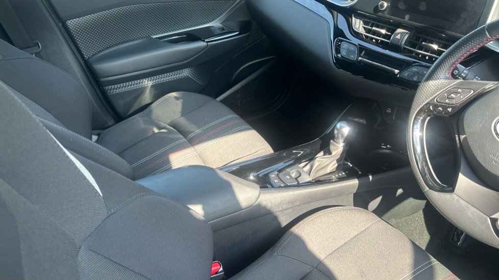 Toyota C-HR 1.8 Hybrid GR Sport 5dr CVT Hybrid Hatchback - Image 14