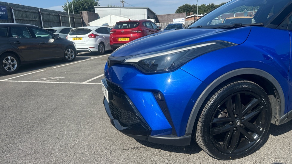 Toyota C-HR 1.8 Hybrid GR Sport 5dr CVT Hybrid Hatchback - Image 25