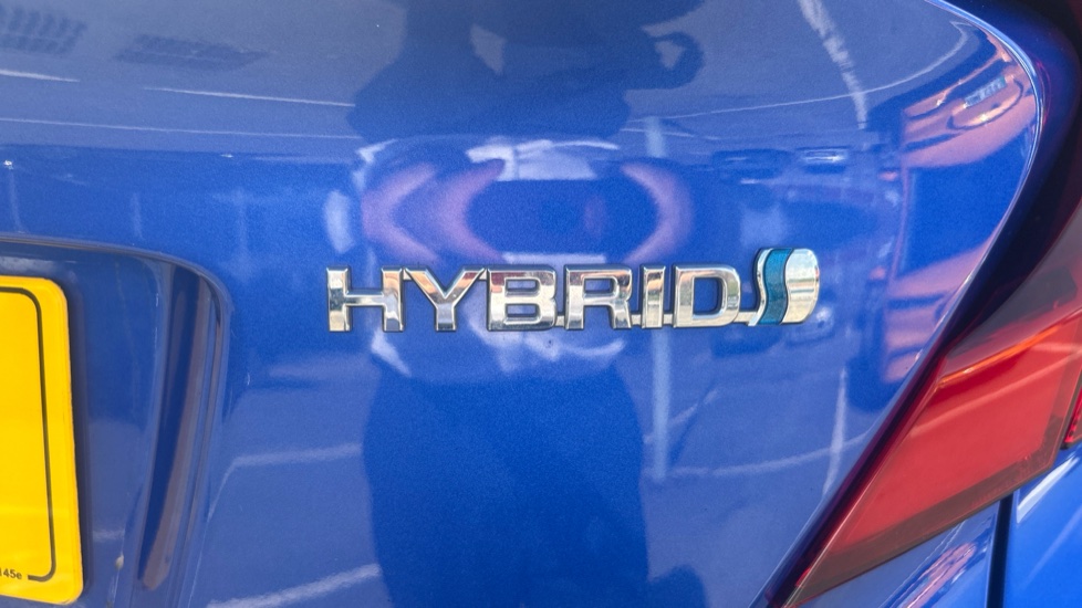 Toyota C-HR 1.8 Hybrid GR Sport 5dr CVT Hybrid Hatchback - Image 27
