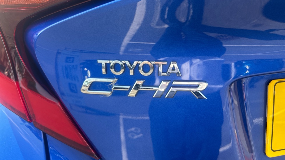Toyota C-HR 1.8 Hybrid GR Sport 5dr CVT Hybrid Hatchback - Image 28