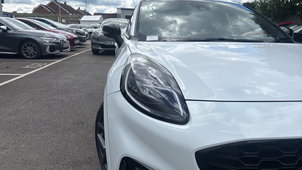Ford Puma ST 1.0 EcoBoost Hybrid mHEV ST 5dr DCT Petrol Hatchback - Image 26