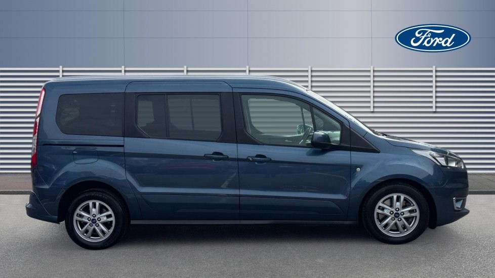 Ford Tourneo Connect 1.5 EcoBlue 120 Titanium 5dr Powershift Diesel Estate - Image 5