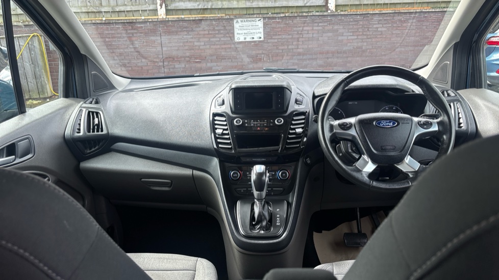 Ford Tourneo Connect 1.5 EcoBlue 120 Titanium 5dr Powershift Diesel Estate - Image 10