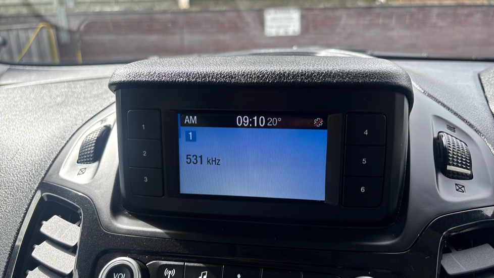 Ford Tourneo Connect 1.5 EcoBlue 120 Titanium 5dr Powershift Diesel Estate - Image 12